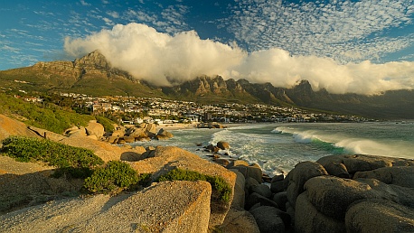 am Strand von Camps Bay